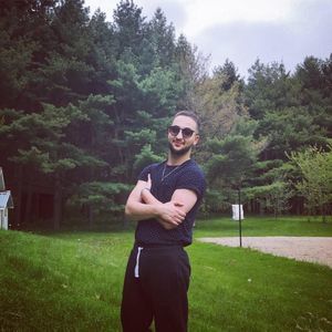 Meet your Posher, Mouhamed